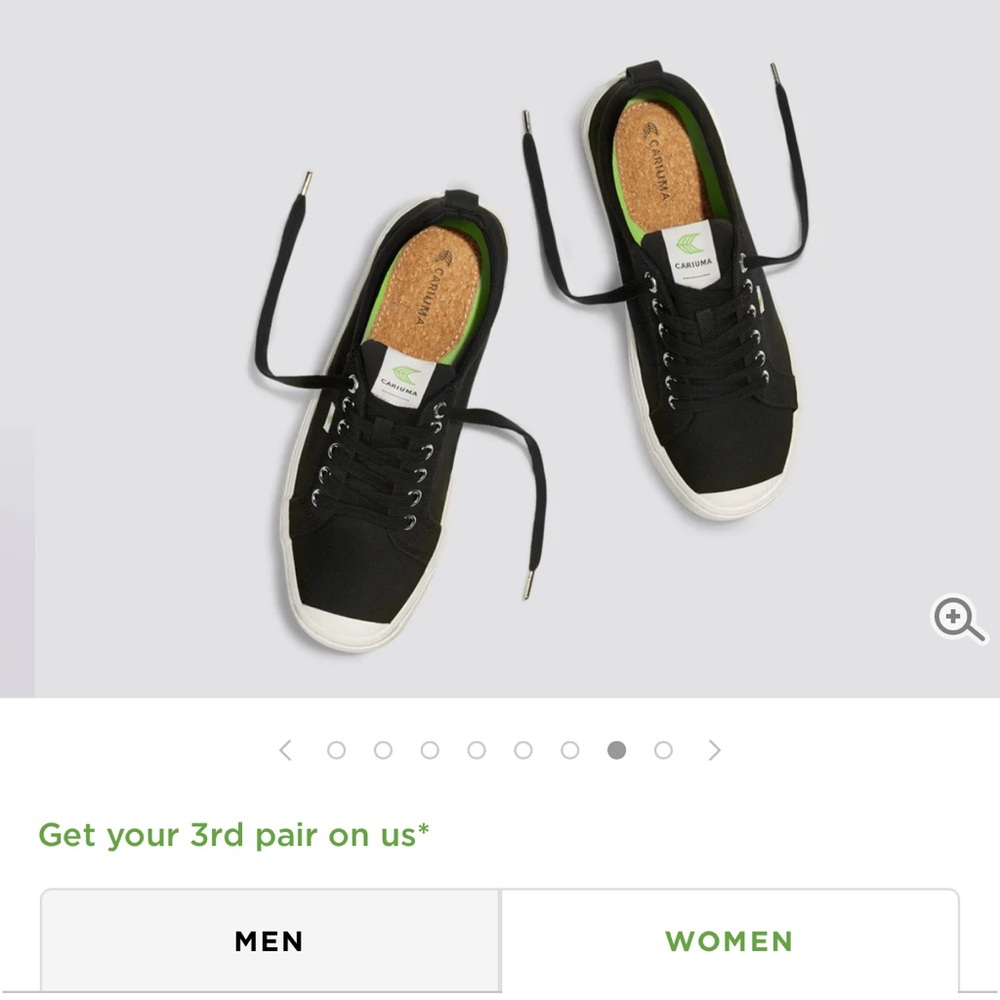 Cariuma Black and White Women's Shoes